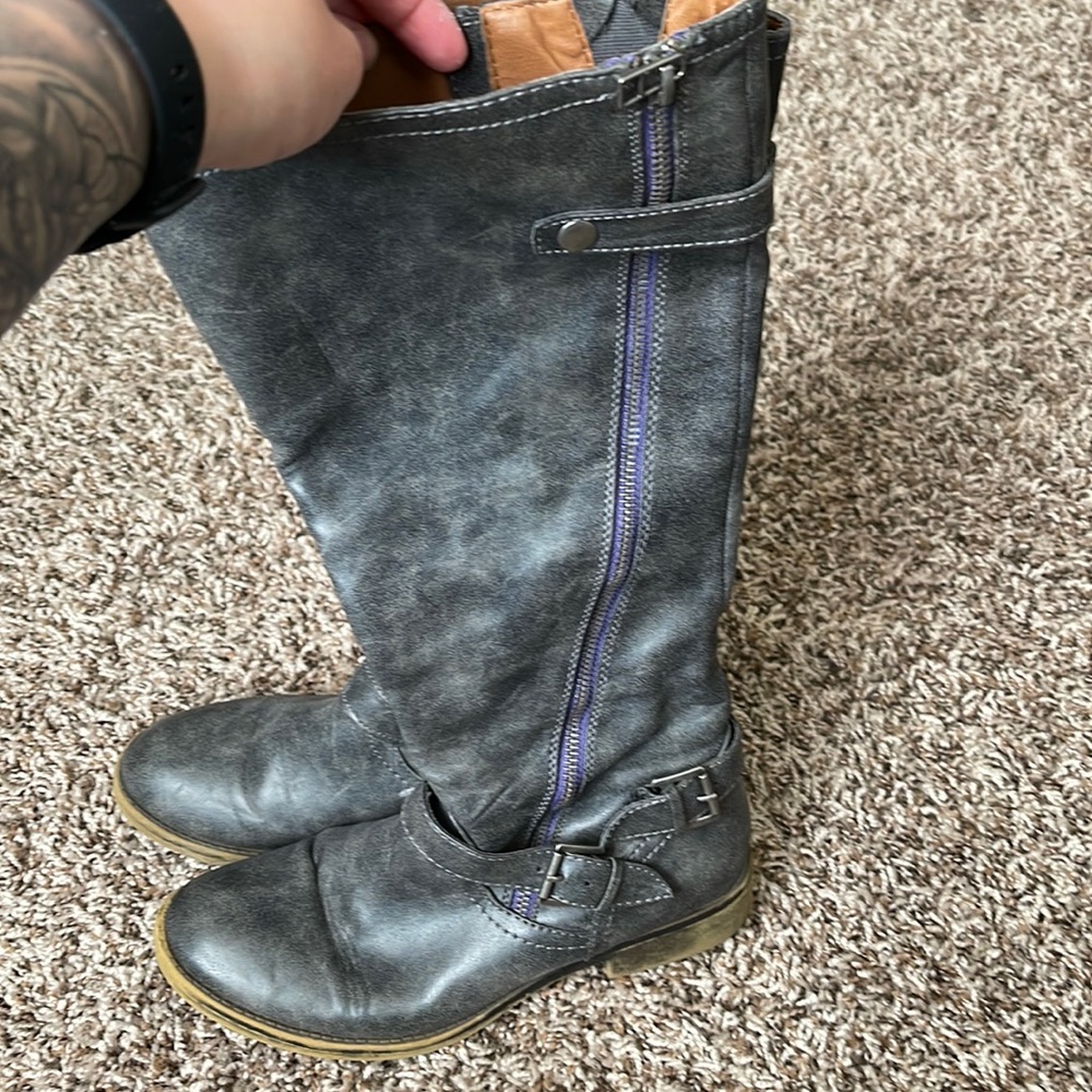 Grey Tall boots!